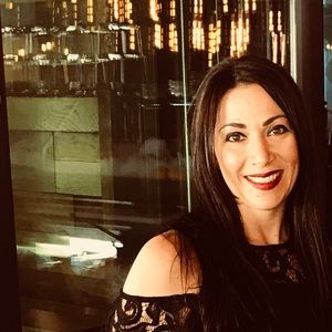 Meet your Posher, Marissa